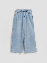 Jeansy wide leg - niebieski. Niebieskie jeansy damskie Reserved, bez wzorów, z bawełny. Za 129.99 zł.