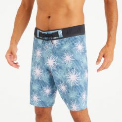 Spodenki surfingowe męskie Olaian 900 20" Morpho Yingyang. Niebieskie szorty męskie OLAIAN, bez wzorów, z elastanu, sportowe. Za 159.99 zł.