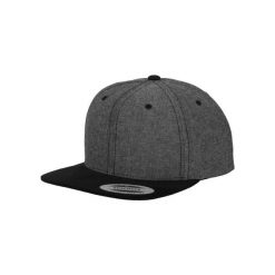 Czapka typu snapback Flexfit Chambray-Suede. Czarne czapki damskie FLEXFIT, bez wzorów. Za 156.00 zł.