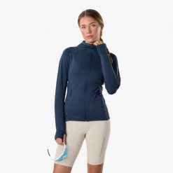 Bluza turystyka damska Swedemount Ultra Light Tech Midlayer Hood szybkoschnąca. Czarne bluzy damskie SWEDEMOUNT, xl, bez wzorów, z materiału, bez ramiączek, bez kaptura. Za 222.00 zł.