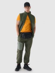 4F Spodnie casual męskie - oliwkowe/khaki XL. Brązowe spodnie materiałowe męskie 4F, bez wzorów, z bawełny. W wyprzedaży za 79.99 zł.