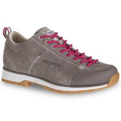 Buty trekkingowe damskie Dolomite Cinquantaquattro Low. Brązowe obuwie trekkingowe damskie Dolomite, bez zapięcia. W wyprzedaży za 420.00 zł.