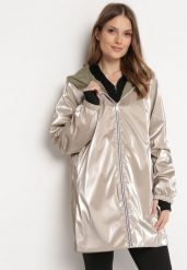 Ciemnozielona Kurtka Dwustronna z Nieodpinanym Kapturem i Metalicznym Efektem Lirednil. Zielone kurtki damskie Born2be, l, bez wzorów. Za 99.99 zł.