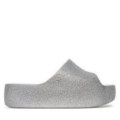 Klapki Melissa. Szare klapki damskie Melissa, bez wzorów, bez obcasa, bez zapięcia. Za 439.99 zł.