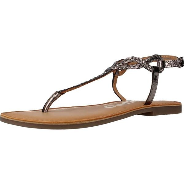 Sandały GIOSEPPO 69111G Szary. Szare sandały damskie Gioseppo, bez wzorów, ze skóry, bez obcasa, bez zapięcia. Za 159.00 zł.