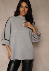 Szary Sweter Ozdobiony Lamówką na Rękawach Tusenna. Szare swetry nierozpinane damskie Renee, bez wzorów, z jeansu, casualowe, bez kołnierzyka, bez ramiączek. Za 69.99 zł.