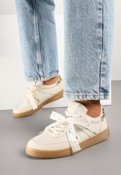 Beżowe Sneakersy Typu Kultowe Tenisówki z Ozdobną Odpinaną Kokardą Korilinda. Brązowe trampki i tenisówki damskie Renee, bez wzorów, z jeansu, bez zapięcia. Za 89.99 zł.