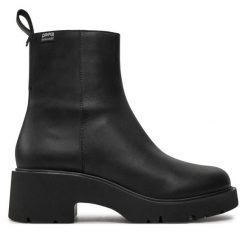 Botki Camper. Czarne botki damskie Camper, bez wzorów, bez obcasa, na słupku, bez zapięcia. Za 789.99 zł.
