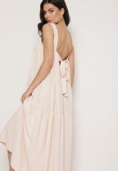 Beżowa Sukienka o Rozkloszowanym Kroju z Wiązaniem z Tyłu Savinelle. Brązowe sukienki damskie Born2be, na co dzień, bez wzorów, eleganckie, bez kołnierzyka, bez ramiączek, maxi, rozkloszowane. Za 84.99 zł.