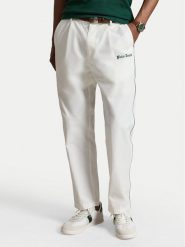 Polo Ralph Lauren Chinosy 710B19643001 Biały Classic Fit. Białe eleganckie spodnie męskie Polo Ralph Lauren, bez wzorów, z syntetyku. Za 1,103.99 zł.