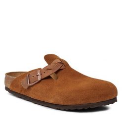 Klapki Birkenstock. Brązowe klapki damskie Birkenstock, bez wzorów, bez obcasa, bez zapięcia. Za 719.99 zł.