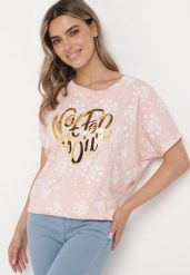 Różowy Bawełniany T-shirt z Rękawami Typu Nietoperz z Cyrkoniami i Nadrukiem Sevres. Czerwone t-shirty damskie Born2be, bez wzorów, z bawełny, bez kołnierzyka, bez ramiączek. Za 34.99 zł.