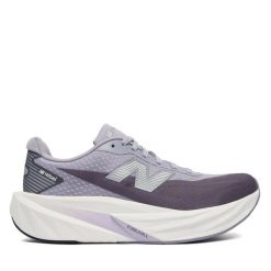 Buty do biegania New Balance. Fioletowe obuwie sportowe damskie New Balance, bez wzorów, bez zapięcia, do biegania. Za 699.99 zł.