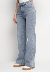 Jasnoniebieskie Jeansy z Wysokim Stanem i Szeroką Nogawką Ulareth. Niebieskie jeansy damskie Born2be, bez wzorów, z jeansu, eleganckie, z podwyższonym stanem. Za 119.99 zł.