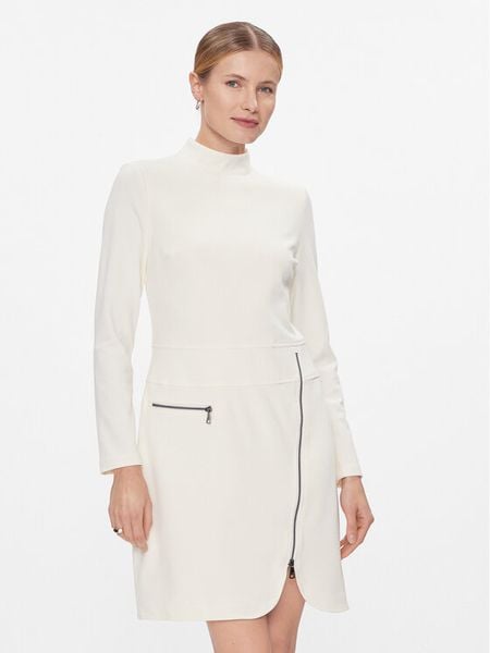 DKNY Sukienka koktajlowa DD3J1430 Écru Regular Fit. Sukienki damskie DKNY, bez wzorów, z syntetyku, wizytowe, bez kołnierzyka, bez ramiączek. Za 349.99 zł.