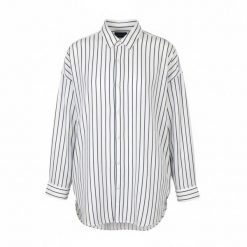 Scotch & Soda koszula męska long fit oversize paski bawełna biała. Białe koszule męskie COACH SOAK, m, bez wzorów, z bawełny, bez kołnierzyka, bez ramiączek. Za 283.99 zł.