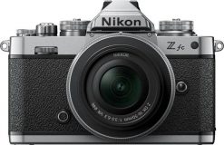 Aparat Nikon Z fc + 16-50 mm f/3.5-6.3 (VOA090K002). Aparaty bezlusterkowce NIKON. Za 5,745.99 zł.