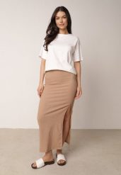 Ciemnobeżowa Prosta Spódnica z Rozcięciem z Boku ze Strukturalnej Tkaniny Orinelin. Brązowe spódnice damskie Born2be, do pracy, m, bez wzorów, z tkaniny, biznesowe, maxi, koszulowe. Za 39.99 zł.