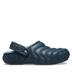Klapki Crocs. Niebieskie klapki męskie Crocs, bez wzorów, bez zapięcia. Za 179.99 zł.