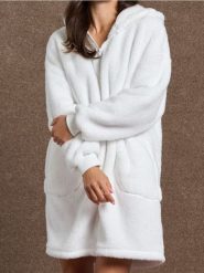 Rozpinana bluza snuddie - kremowy. Białe bluzy damskie Sinsay, l, bez wzorów, z materiału, bez ramiączek, z kapturem. Za 69.99 zł.