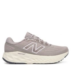 Buty do biegania New Balance. Szare obuwie sportowe damskie New Balance, bez wzorów, bez zapięcia, do biegania. Za 599.99 zł.