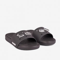 Klapki męskie Coqui. Czarne klapki męskie Coqui, bez wzorów, z materiału, bez zapięcia. Za 149.99 zł.