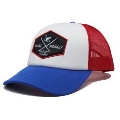 Czapka Trucker z wyściółką / Uniwersalny rozmiar (Niebiesko/Czerwona). Czerwone czapki damskie SURF MONKEY, z aplikacjami, z poliesteru, sportowe. Za 159.95 zł.