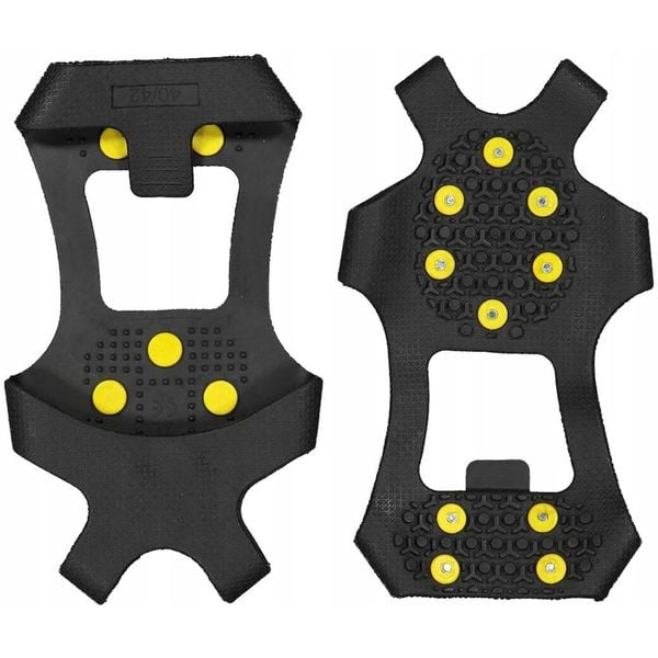 Nakładki antypoślizgowe na buty CMP 3B04557. Czarne buty zimowe męskie CMP, bez zapięcia. W wyprzedaży za 46.55 zł.