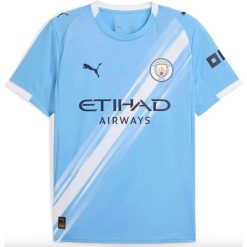 Koszulka domowa Manchesteru City 2025/26. Niebieskie koszulki sportowe męskie Puma, bez wzorów, bez ramiączek, do piłki nożnej. Za 422.50 zł.