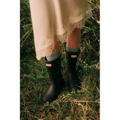 Kalosze Hunter. Czarne kalosze damskie Hunter, bez wzorów, bez zapięcia. Za 249.99 zł.