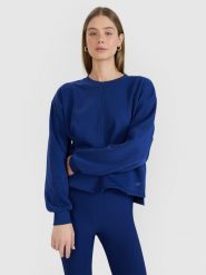 4F Bluza dresowa oversize nierozpinana bez kaptura damska - granatowa M. Niebieskie bluzy damskie 4F, m, bez wzorów, z bawełny, klasyczne, bez ramiączek, bez kaptura. W wyprzedaży za 79.99 zł.