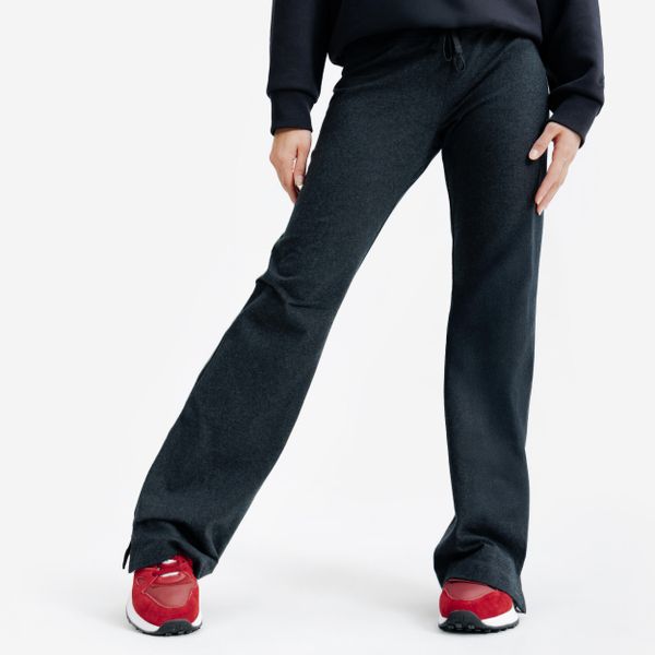 Rozszerzane legginsy damskie Elementals. Szare legginsy damskie Decathlon, bez wzorów, z bawełny. Za 89.99 zł.