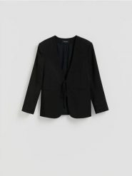 Marynarka z lyocellem - czarny. Czarne marynarki i żakiety damskie Reserved, bez wzorów, z lyocellu, bez kołnierzyka, bez ramiączek. Za 179.99 zł.