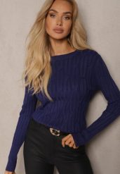 Granatowy Sweter z Wiskozą i Ozdobnym Splotem Saviana. Niebieskie swetry nierozpinane damskie Renee, bez wzorów, z jeansu, casualowe, bez kołnierzyka, bez ramiączek. Za 99.99 zł.