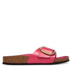Klapki Birkenstock. Czerwone klapki damskie Birkenstock, bez wzorów, bez obcasa, bez zapięcia. Za 599.99 zł.