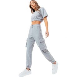 Justhype Justhype Sweat Crop T-Shirt-Cargo Joggers LABON004 szary 10. Szare t-shirty damskie Justhype, bez wzorów, bez kołnierzyka, bez ramiączek. Za 182.26 zł.