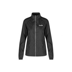 Kurtka damska DIADORA L. PACKABLE WIND JACKET. Czarne kurtki sportowe damskie Diadora, l, bez wzorów, z poliamidu, bez ramiączek, bez kaptura, do biegania. Za 99.99 zł.
