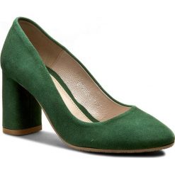 Półbuty BALDACCINI - 804000-A Zielony Zamsz. Zielone półbuty damskie Baldaccini, bez wzorów, z materiału, eleganckie, bez obcasa, na obcasie, bez zapięcia. W wyprzedaży za 199.00 zł.
