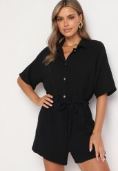Czarny Muślinowy Kombinezon z Bawełny Wiązany w Talii z Guzikami Dlirena. Czarne sukienki damskie Born2be, uniwersalny, bez wzorów, z bawełny, eleganckie, bez kołnierzyka, bez ramiączek, mini. Za 109.99 zł.
