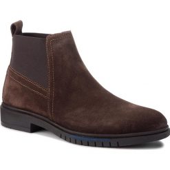 Trzewiki TOMMY HILFIGER - Flexible Dressy Sued FM0FM01776 Coffee Bean 212. Brązowe botki męskie Tommy Hilfiger, bez wzorów, z materiału, bez obcasa, bez zapięcia. W wyprzedaży za 389.00 zł.