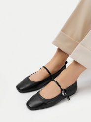 MEXX Baleriny EO-CC2553-1 Czarny. Czarne balerinki damskie Mexx, bez wzorów, ze skóry, bez obcasa, bez zapięcia. Za 269.99 zł.