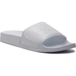 Klapki Reebok - Classic Slide DV3697 Splt/White/Whit/Black. Białe klapki damskie Reebok, bez wzorów, z materiału, bez zapięcia. W wyprzedaży za 99.00 zł.