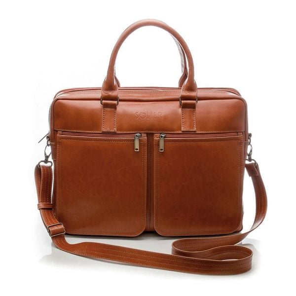 Torba skórzana na ramię, laptopa SOLIER brązowy vintage SL01. Brązowe torby na laptopa damskie Solier, bez wzorów, ze skóry. Za 538.99 zł.