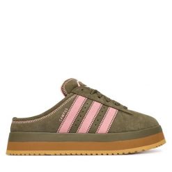 Śniegowce adidas. Brązowe śniegowce damskie Adidas, bez zapięcia. Za 589.99 zł.