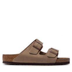Klapki Birkenstock. Brązowe klapki męskie Birkenstock, bez wzorów, bez zapięcia. Za 399.99 zł.