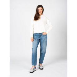 Bluza trekking damska Bischkek. Białe bluzy damskie Fila, l, bez wzorów, z bawełny, bez ramiączek, bez kaptura. Za 292.00 zł.