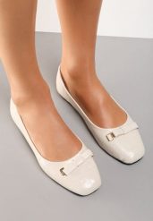 Beżowe Balerinki Calline. Brązowe balerinki damskie Renee, bez wzorów, ze skóry, eleganckie, bez obcasa, na płaskiej podeszwie, bez zapięcia. Za 59.99 zł.