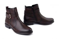 RIEKER REMONTE D0F81-25 brown, botki damskie. Brązowe botki damskie Rieker Remonte, bez wzorów, z polaru, bez obcasa, na obcasie, bez zapięcia. Za 342.93 zł.