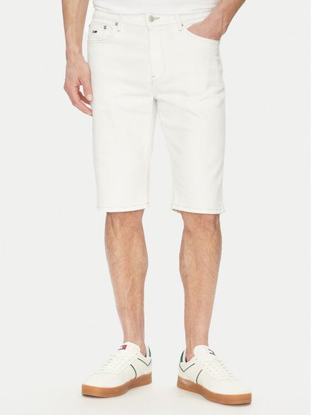 Tommy Jeans Szorty jeansowe Ryan DM0DM20956 Biały Regular Fit. Białe szorty męskie Tommy Jeans, bez wzorów, z bawełny. Za 179.99 zł.