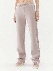 Guess Spodnie dresowe Brenda V3RB21 K7UW2 Beżowy Regular Fit. Brązowe spodnie dresowe damskie Guess, z aplikacjami, z dresówki. Za 249.99 zł.